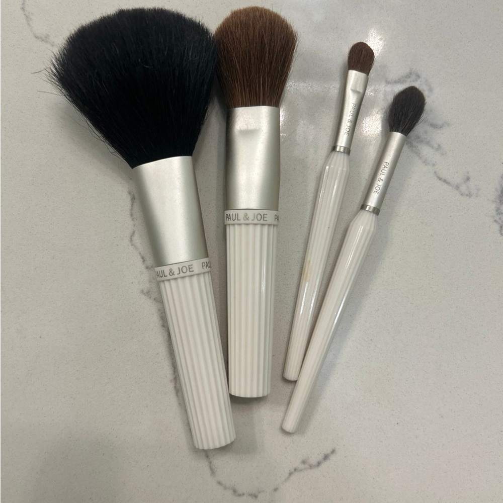 Paul and Joe makeup brush bundle